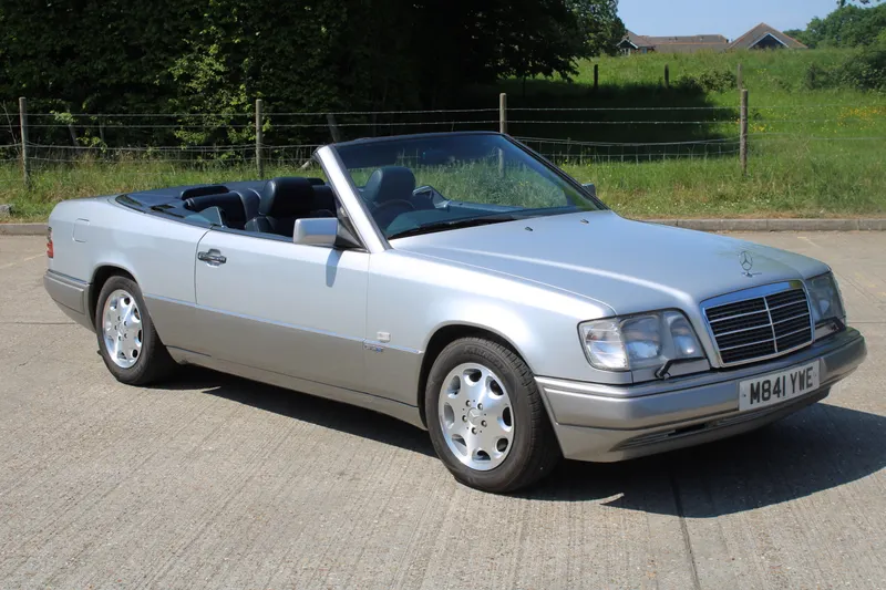 Mercedes benz e class pzgxxeuwclicbchrbxaqx