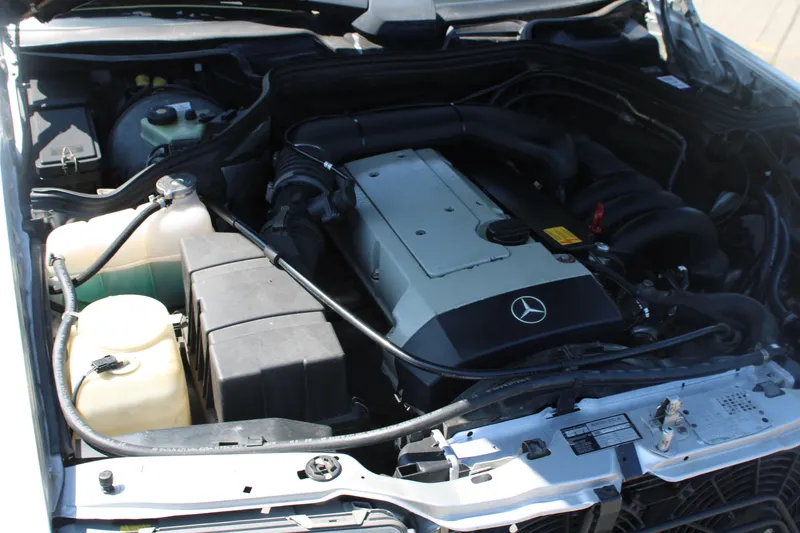 Mercedes benz e class nfpawmpubvgmmfobeh9ve