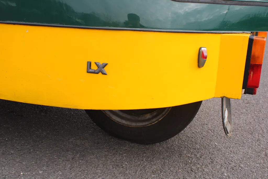 Falcon lx3 three wheeler qkxyrhybaspb6bexfoxzg