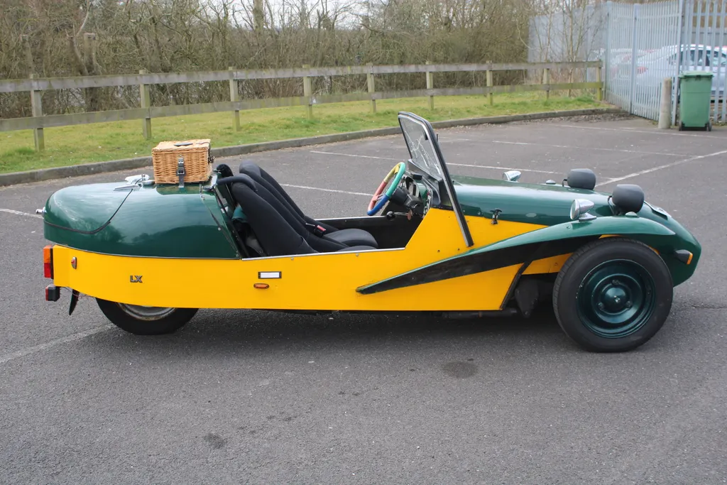 Falcon lx3 three wheeler x7b9zbktgtp4dhbdghanc