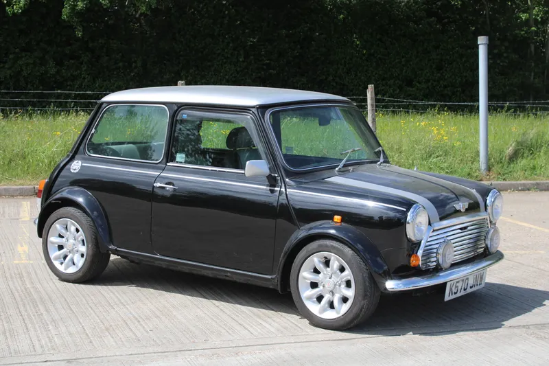 Rover mini 4fv5mgmwouvth7edz348a