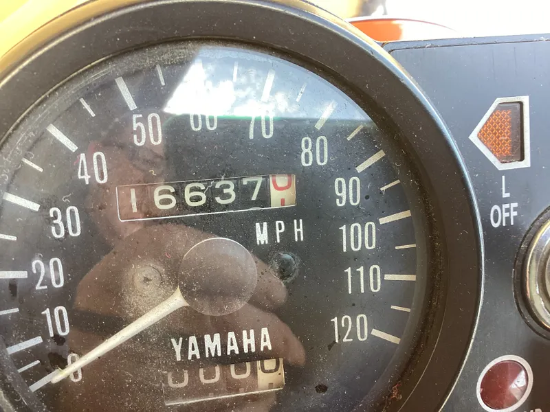 Yamaha r3 lr8ab9ojbl9za5mjepv q