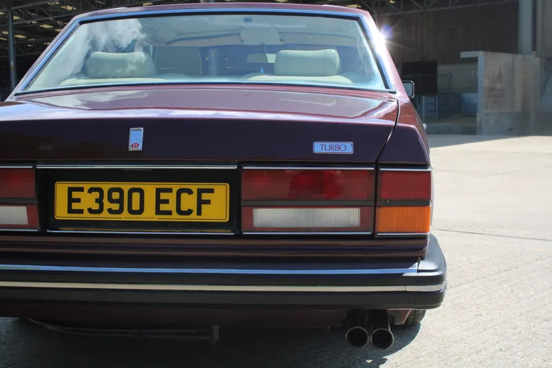 Bentley turbo r tke6fnxmu0dm hydri87h