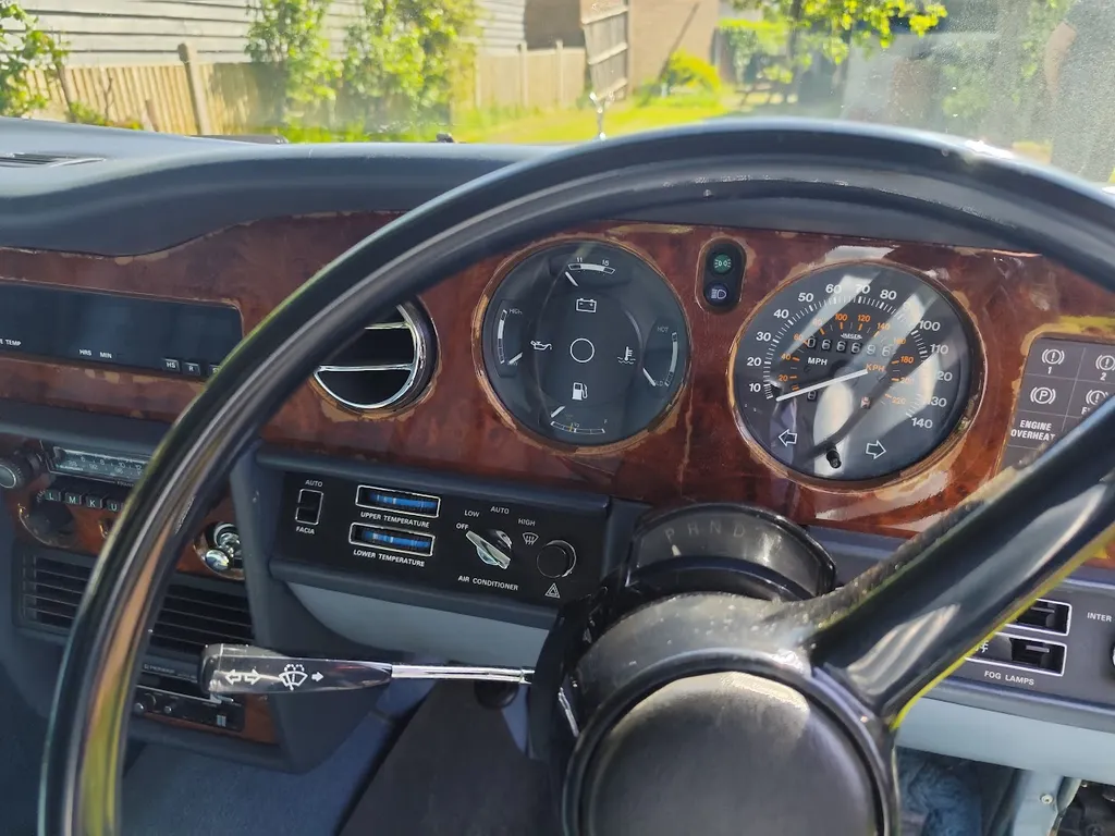 Rolls royce silver spirit 2nxoxsfalprzbbm1lswav