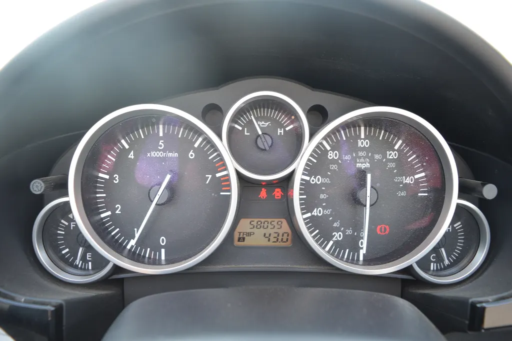 Mazda mx 5 b3gdyz7emafk2jrm1ujrl