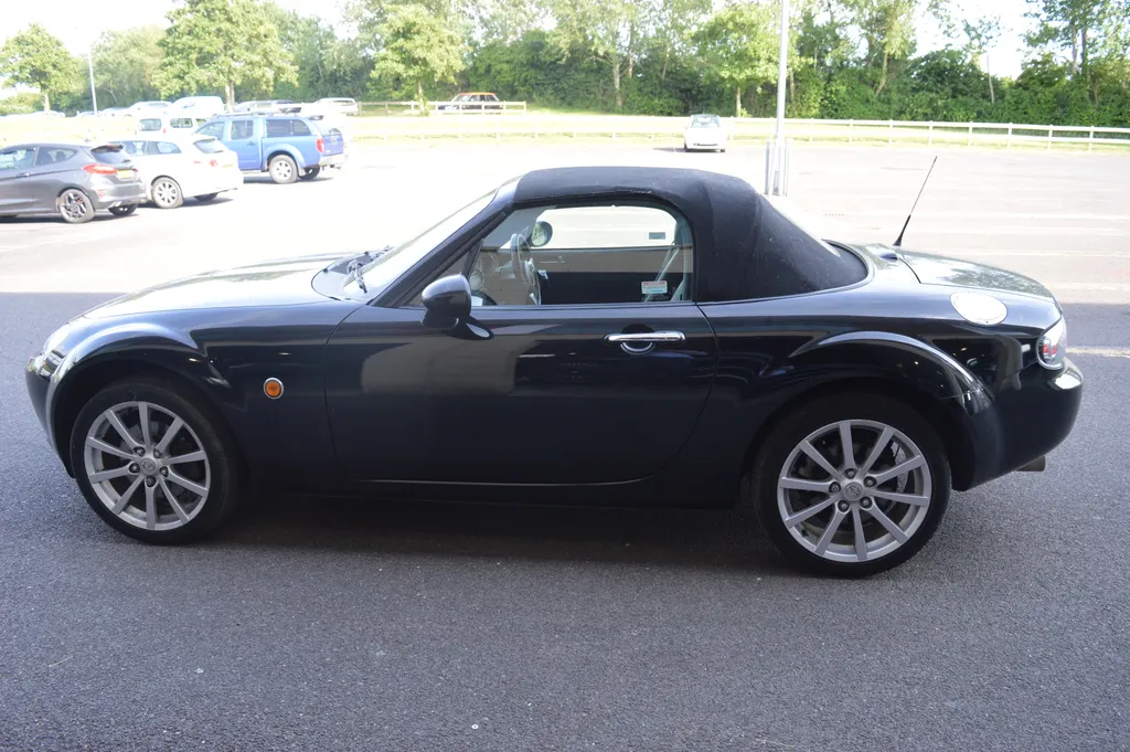 Mazda mx 5 bcx 8bqovazxg0ss5s5b1