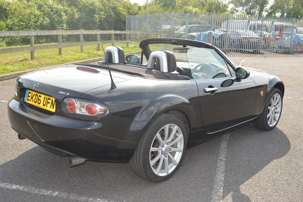 Mazda mx 5 uo0exmqnevrze kbl0bmf