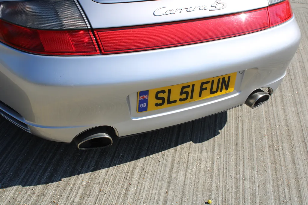 Porsche 911  qgnppv yhtidwvshvjeo