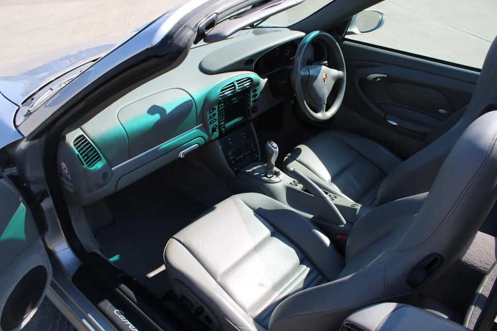 Porsche 911 5ropj7hyvewmq2sy2o9vi