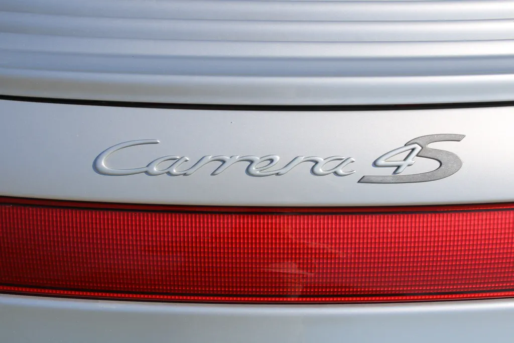 Porsche 911 p5vcpjm8g7gcgrhdmjqbt