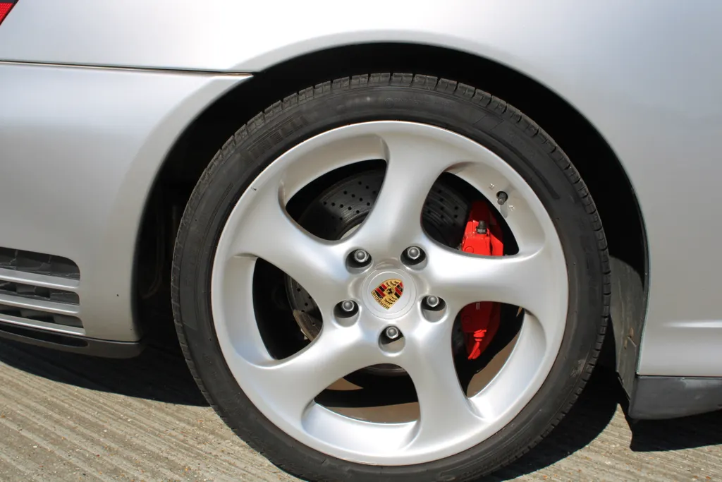 Porsche 911 pet6bbbfxxyevkb jjutz