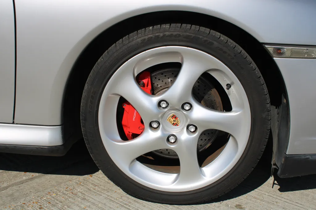 Porsche 911 tq05p8c4yjmp3fid jodc
