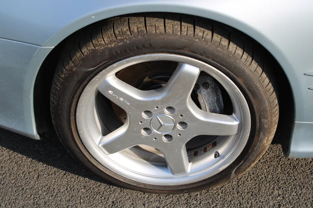 Mercedes benz sl series 8jnv7ffq50edsa6pej0pw