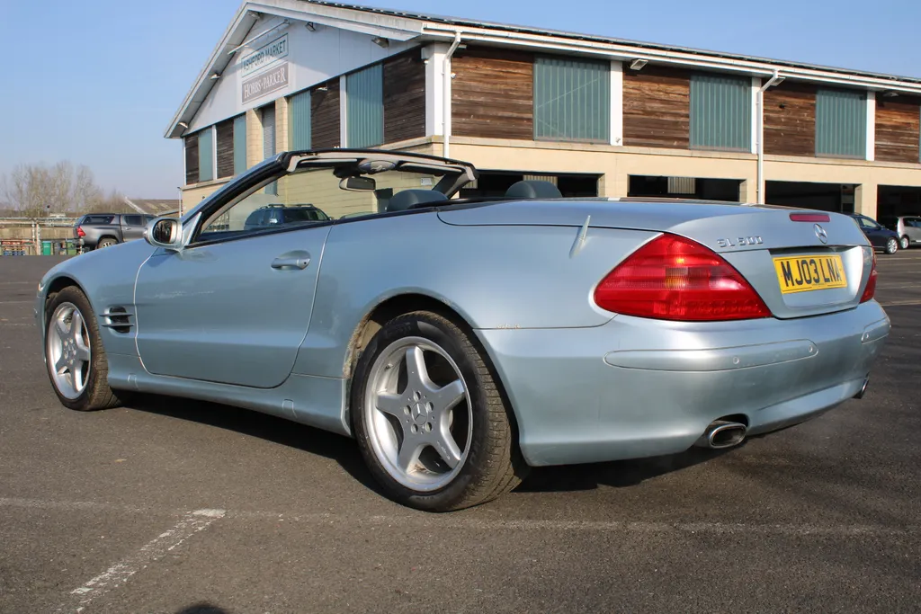 Mercedes benz sl series dey7xln7ltcb905mv5qaf