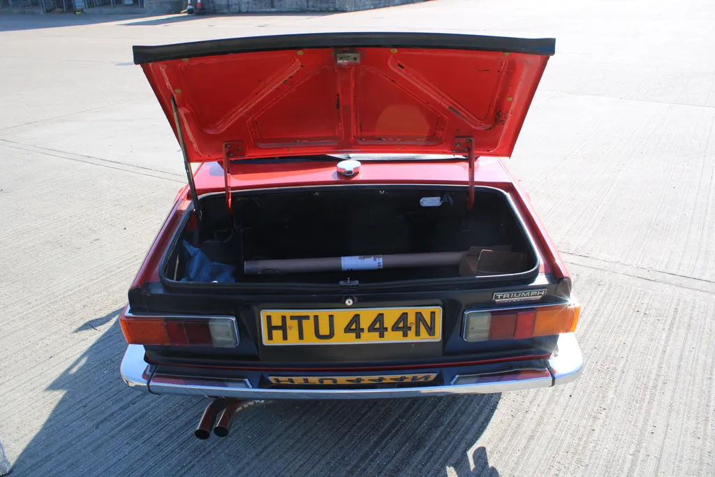 Triumph tr6 q4peufj5kaxn1djw6axpo