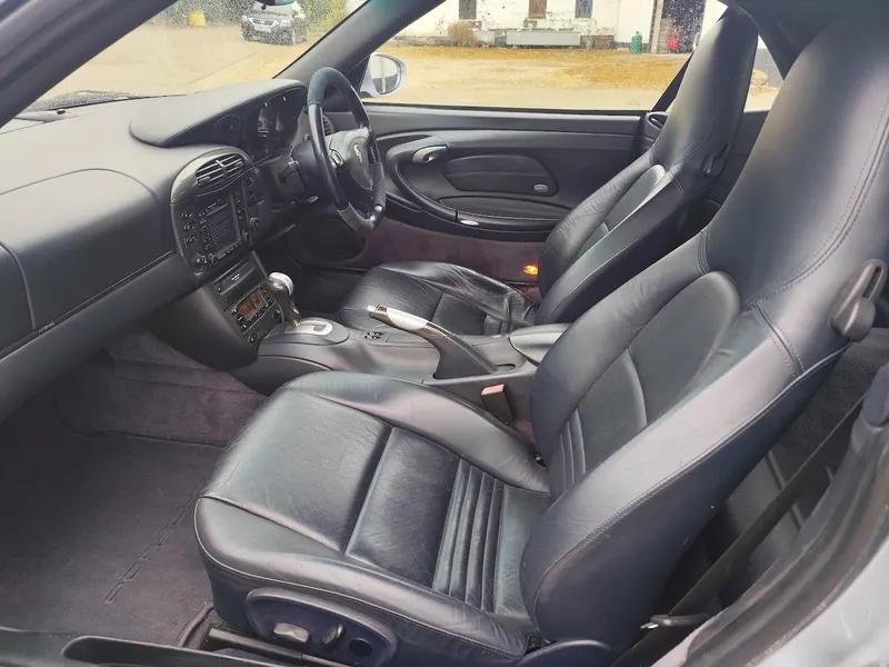 Porsche 911 wsiygeihbmfc5fkhfoicf