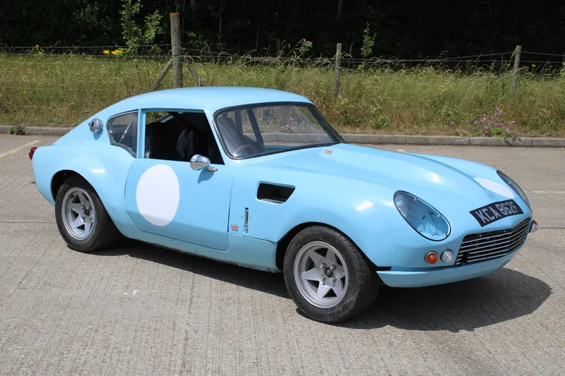 Triumph gt6 7y35mzstcnlyiwn b46lo