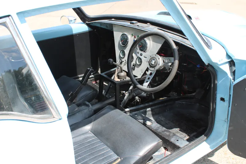 Triumph gt6 zsttoql6xp1e5whspfra3