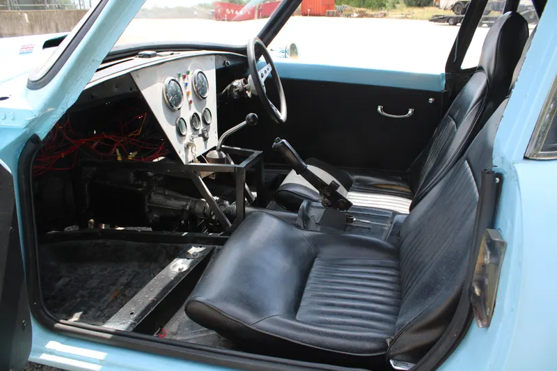Triumph gt6 zp3jkgvuplb7bsmkrxbwd
