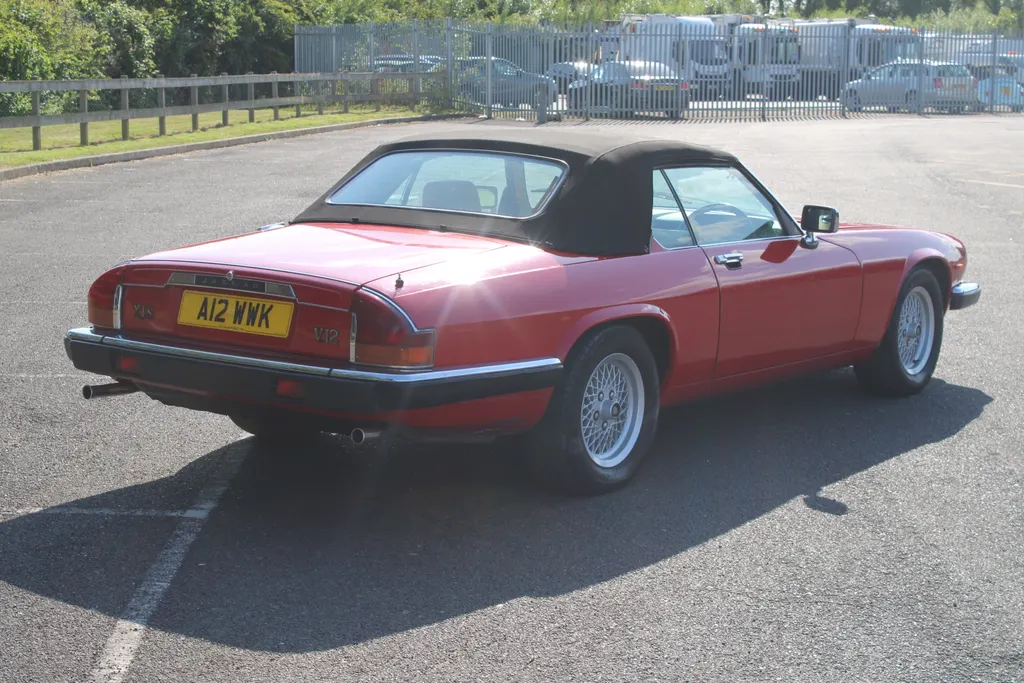 Jaguar xjs swckdfgawfr1njrvdlyp2