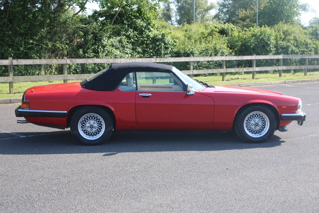 Jaguar xjs mewjfzlgun 5cqxlfcnhl