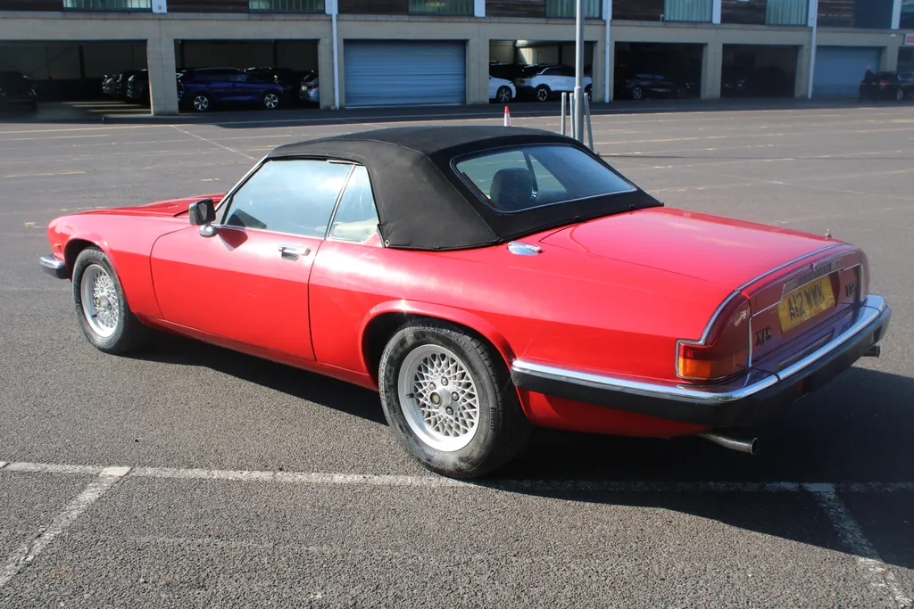 Jaguar xjs ohpgaaxabdmmdueh5e4c4