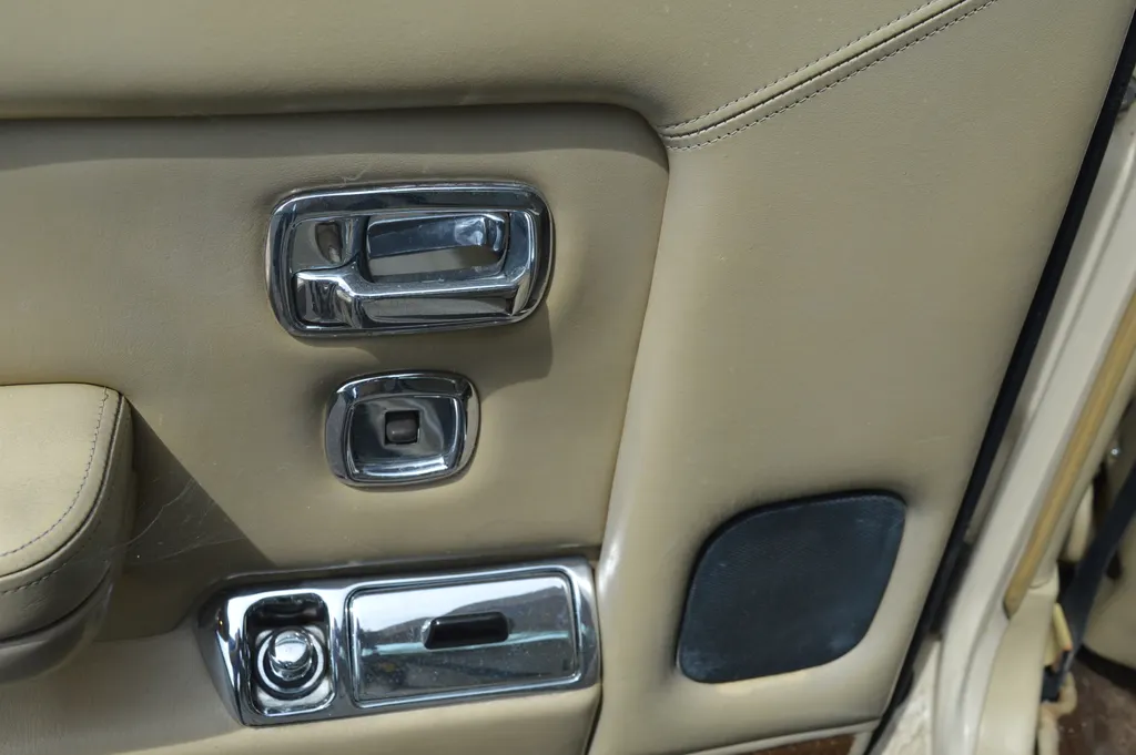 Rolls royce silver spirit arbmtbrsbpnerwvnrjnw1