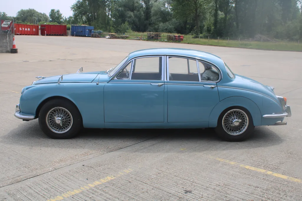 Jaguar 240 2mpkwljaro sqlyl nvby