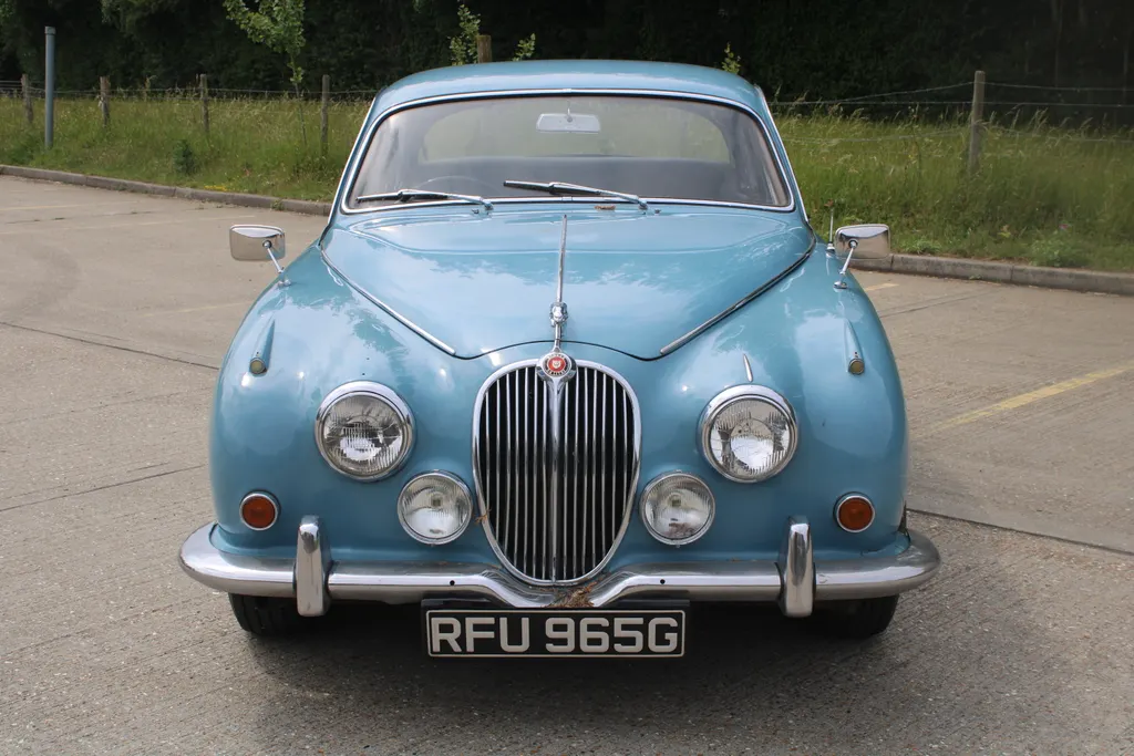 Jaguar 240 relp1pvx66y05mab6fqdm