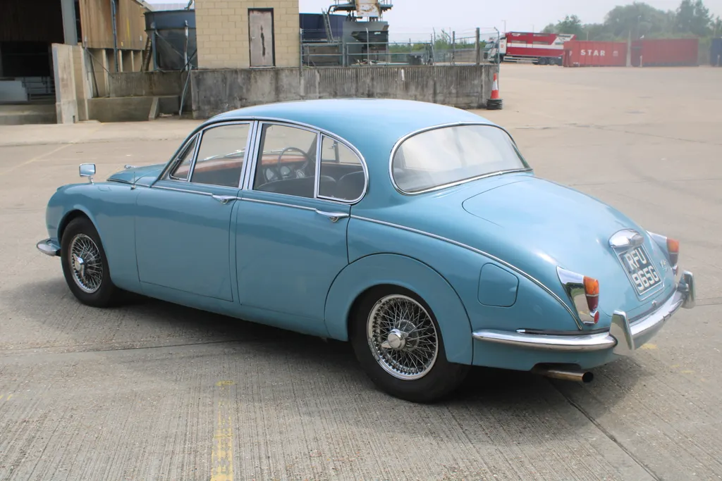Jaguar 240 yhmr9dnxgdecwcw enzhq