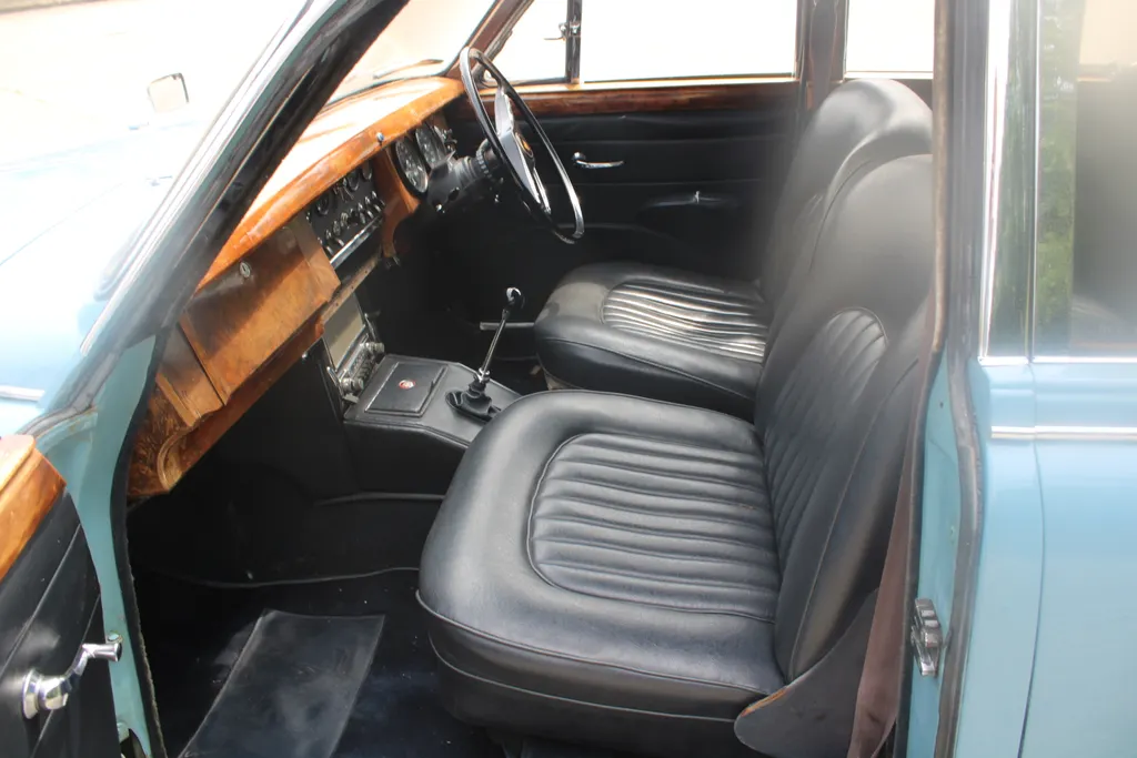 Jaguar 240 zb2u96v98lnccgmq1cg1e