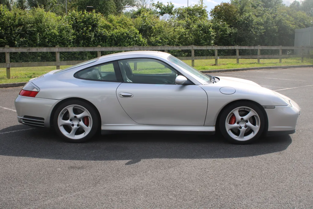 Porsche 911  l13wigfbzpygzl4 im v