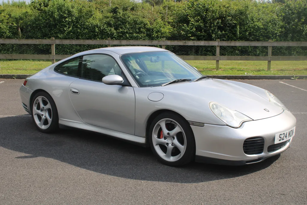 Porsche 911 r4n72rpvxhuu v buln2q