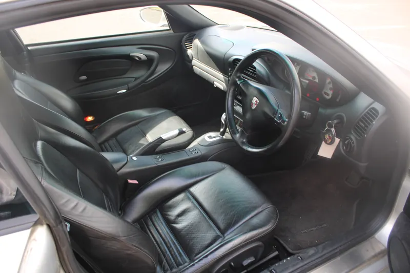 Porsche 911 hwcemkbzmxfmw609dntzw