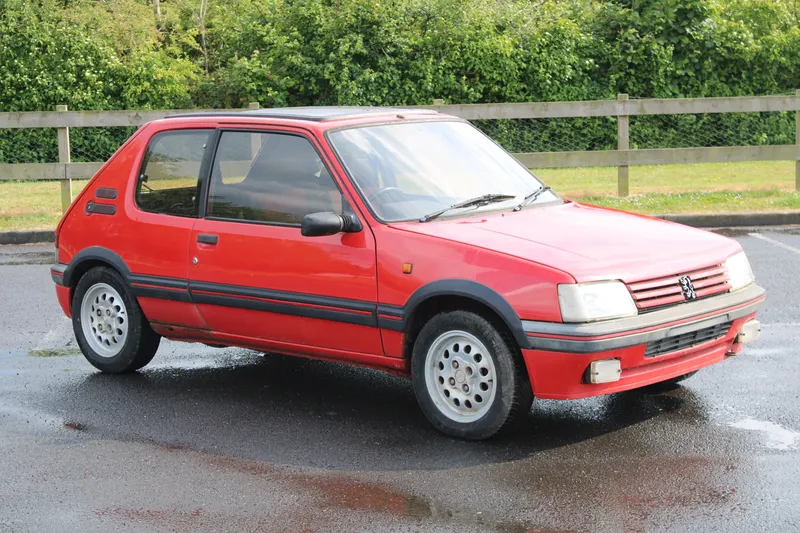Peugeot 205 bjntealrj6hnnbq22amxz