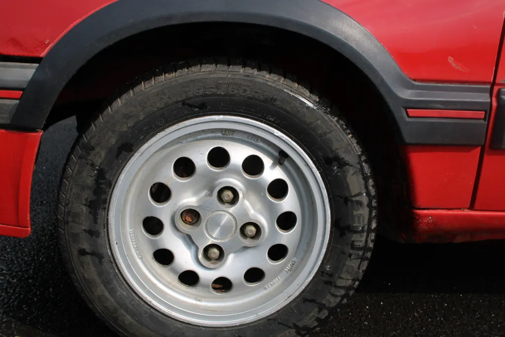 Peugeot 205 iezt5lzbzp2wjv9biiw8b