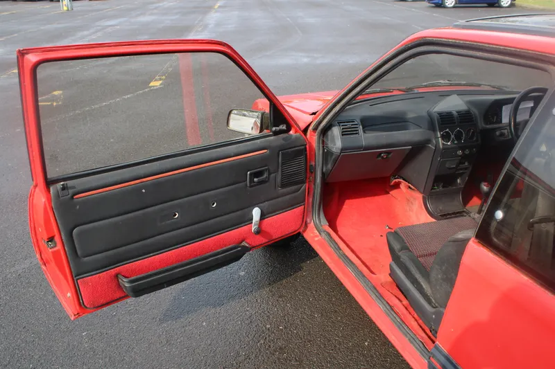 Peugeot 205 mxalmnykfrcwii9yngggo