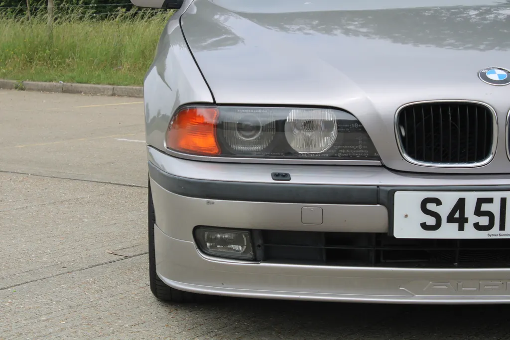 Bmw 5 series sj6yphojzn9up6iorzn8y