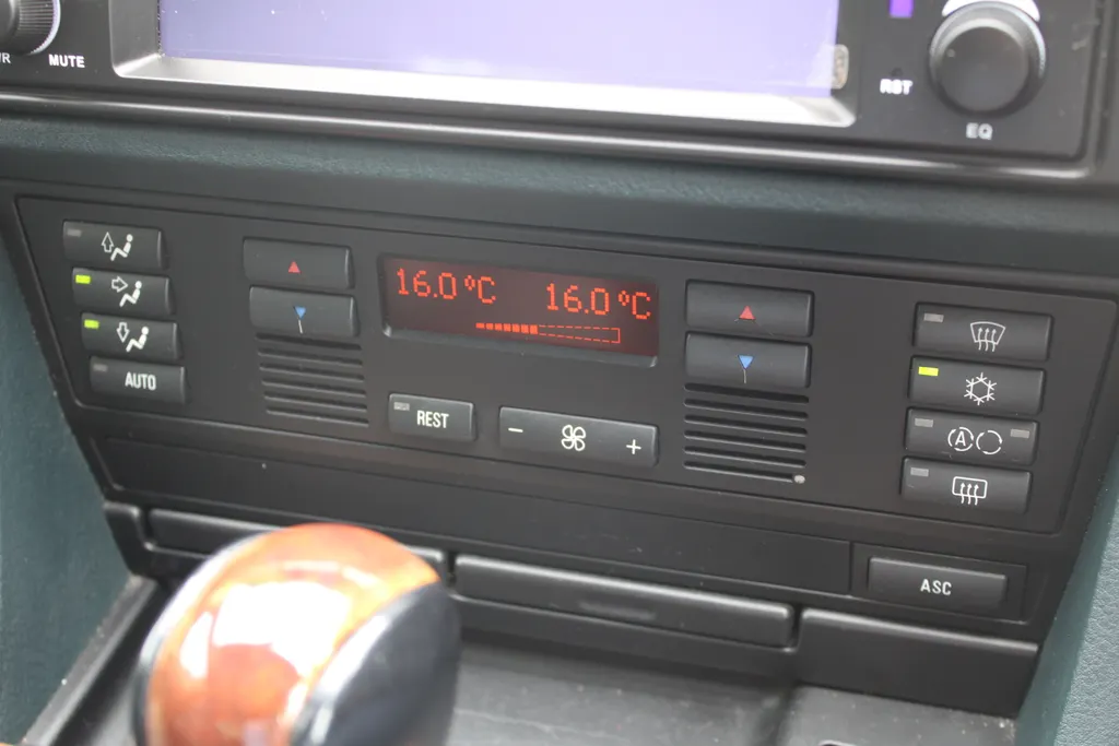 Bmw 5 series i sohbmm5u ntcdciew6 