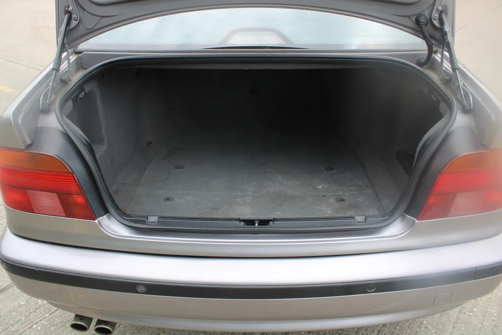 Bmw 5 series mw9mqnjzqebtrmblt1f91