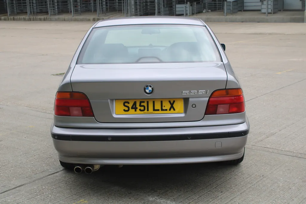 Bmw 5 series xtkfhqbxfe5l311z pujk