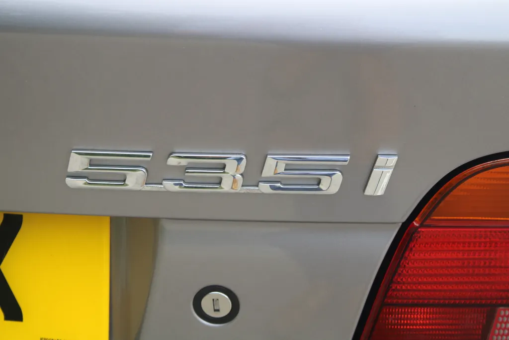 Bmw 5 series yzebwou3iwu9apoaev4zz