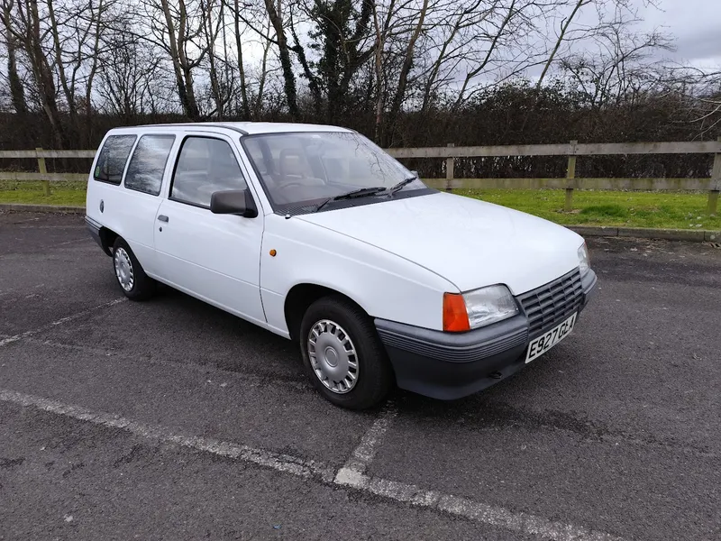 Vauxhall astra ptpnbg4ogluzauq9wgvwv