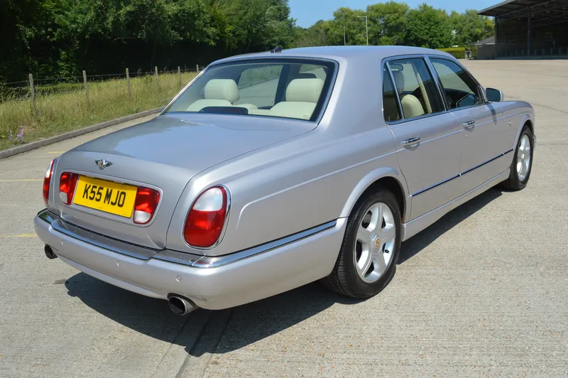 Bentley arnage rzyiyptxwdjmcf9xrcney
