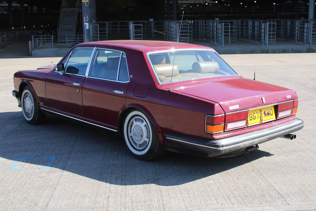 Bentley turbo r 1f2yumemhvqzdnsx3v9nm