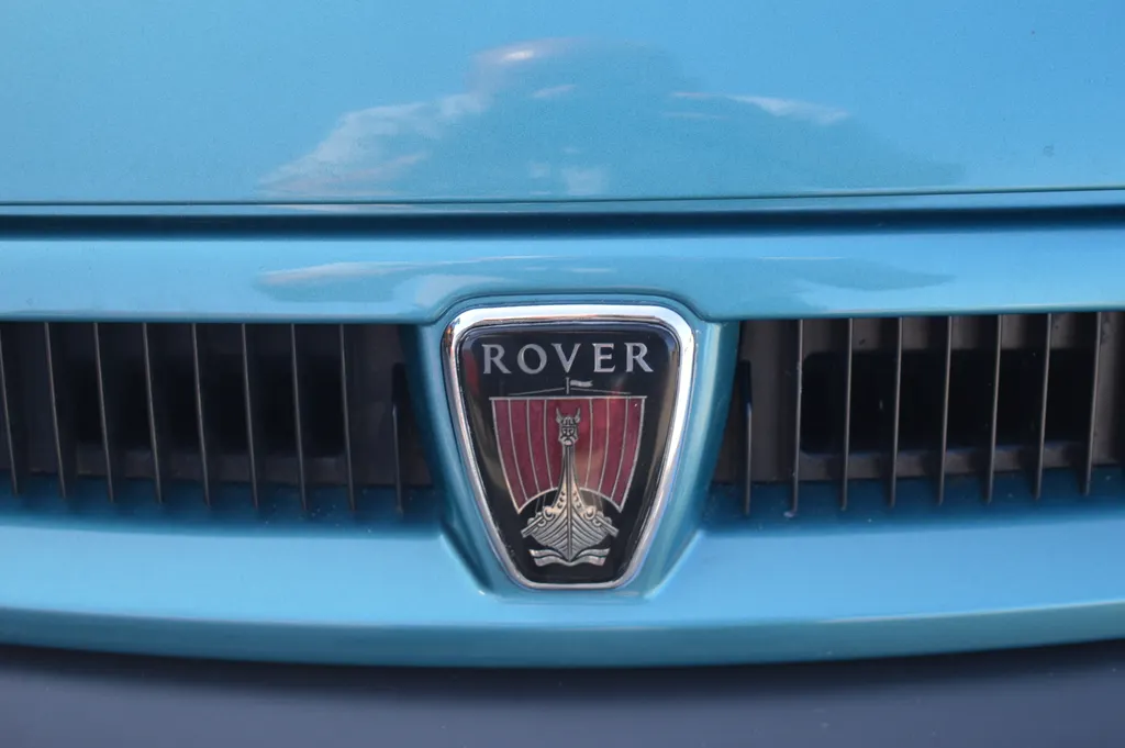Rover 100  m2jxx3uhulvnw8htvwua