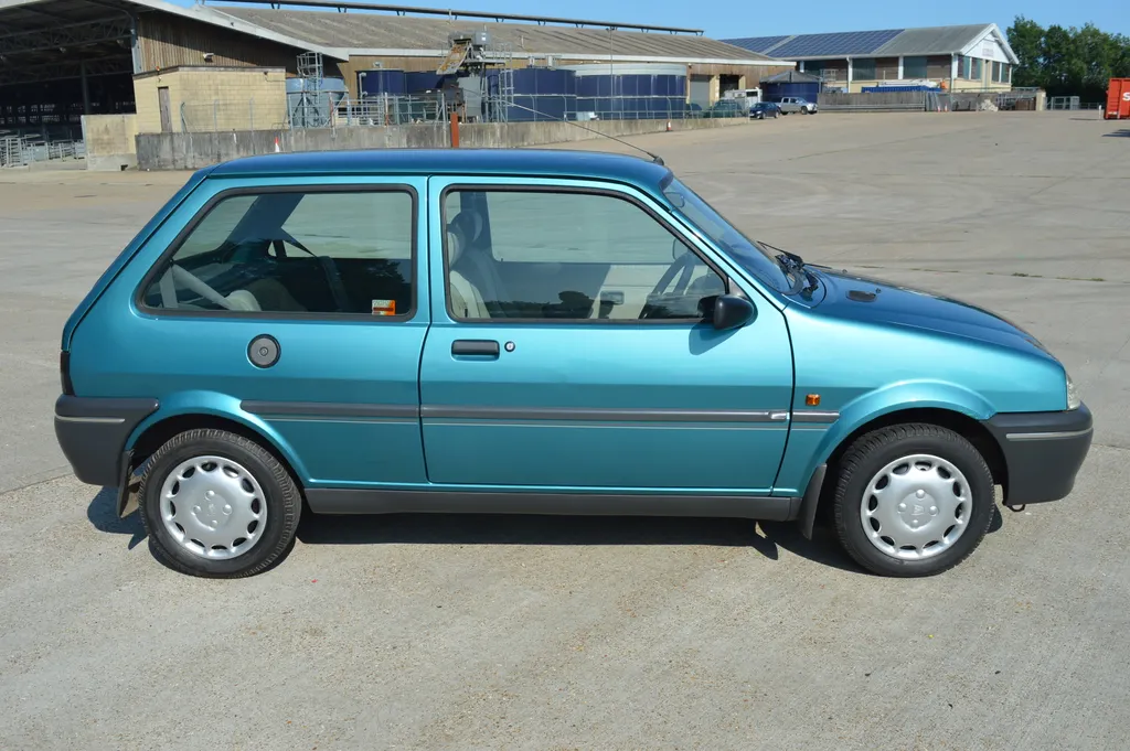 Rover 100 7pulci4s924tl7c1qheef