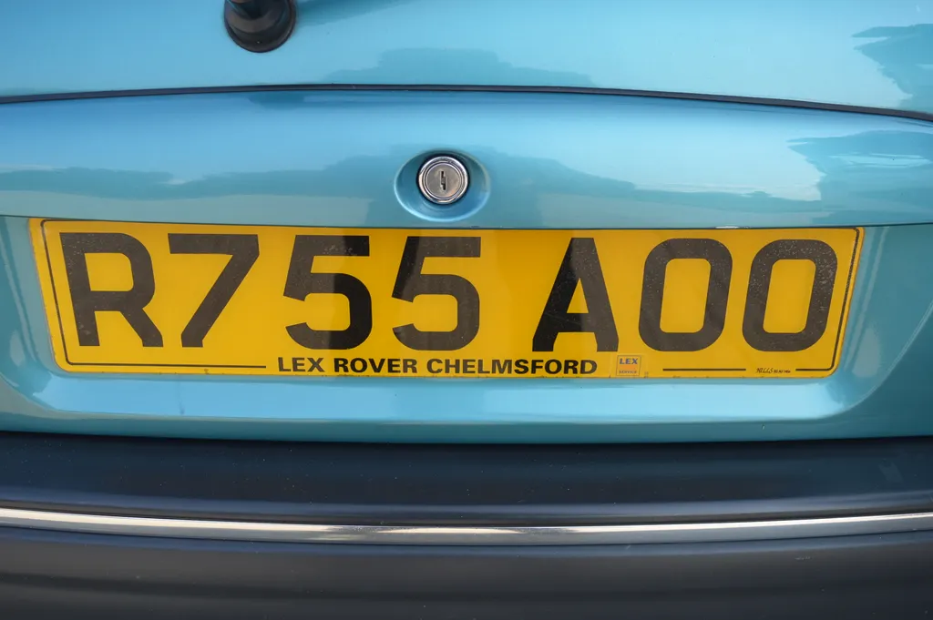 Rover 100 qlqjytgnzixgvwm5xi4cf