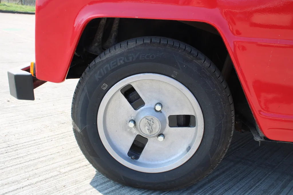 Renault rodeo 4 jzckvobwn8t3n6 emnfas