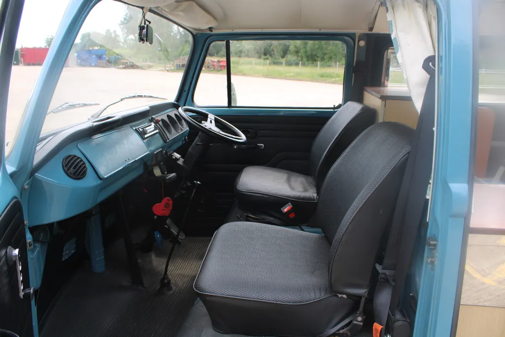 Volkswagen camper van xyt8dt6amkmh5jd3lawow